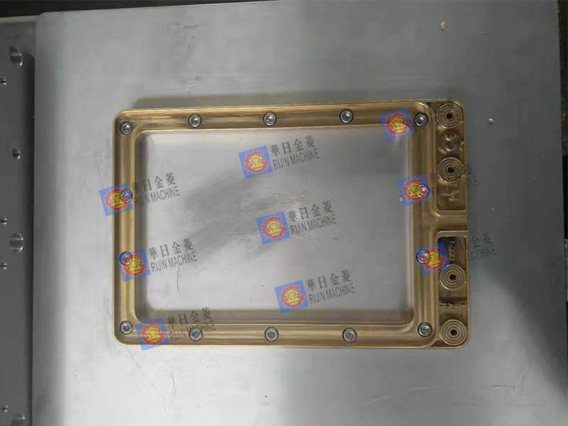 high frequency urine bag mold